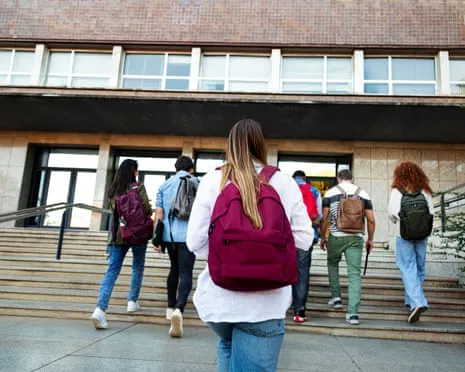 As Young Men Move Right, the Emergence of the 'Relaxed Female' Phenomenon Becomes Visible